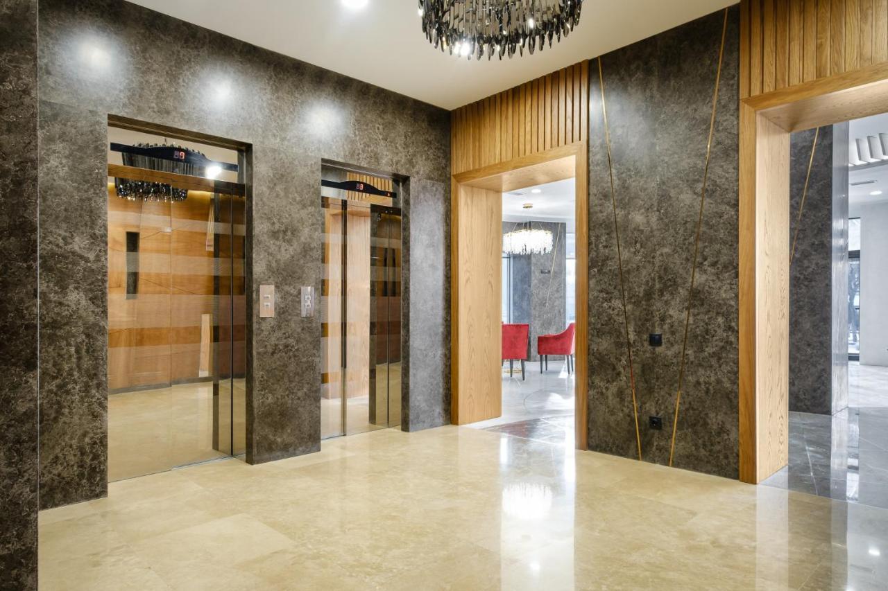 Grand Mildom Hotel Алма Ата Екстериор снимка